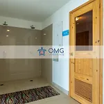 CB1637 | Último Piso con Vista Costera y Balcón